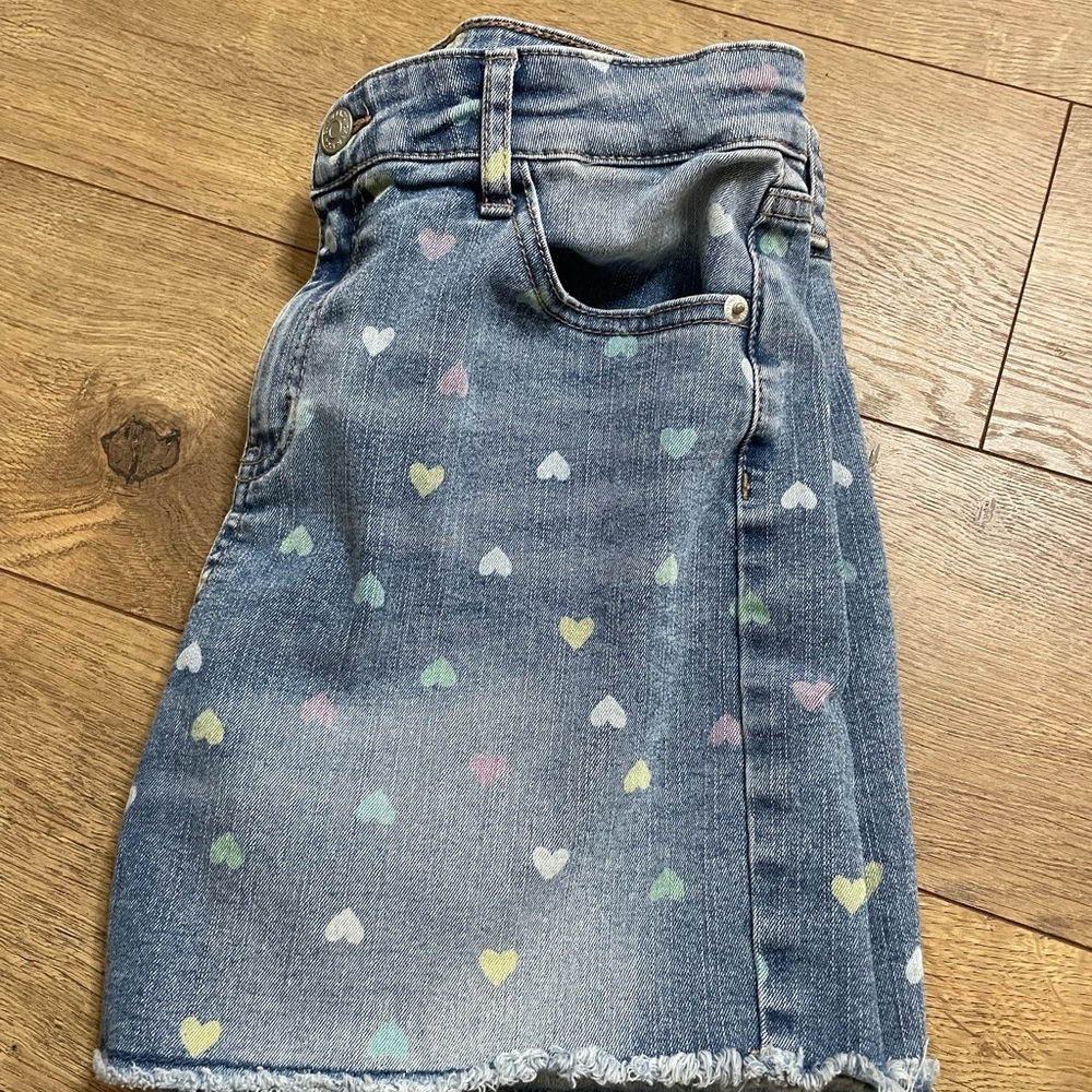 Cat & Jack Blue Heart Print Jean Shorts - Picture 5 of 14